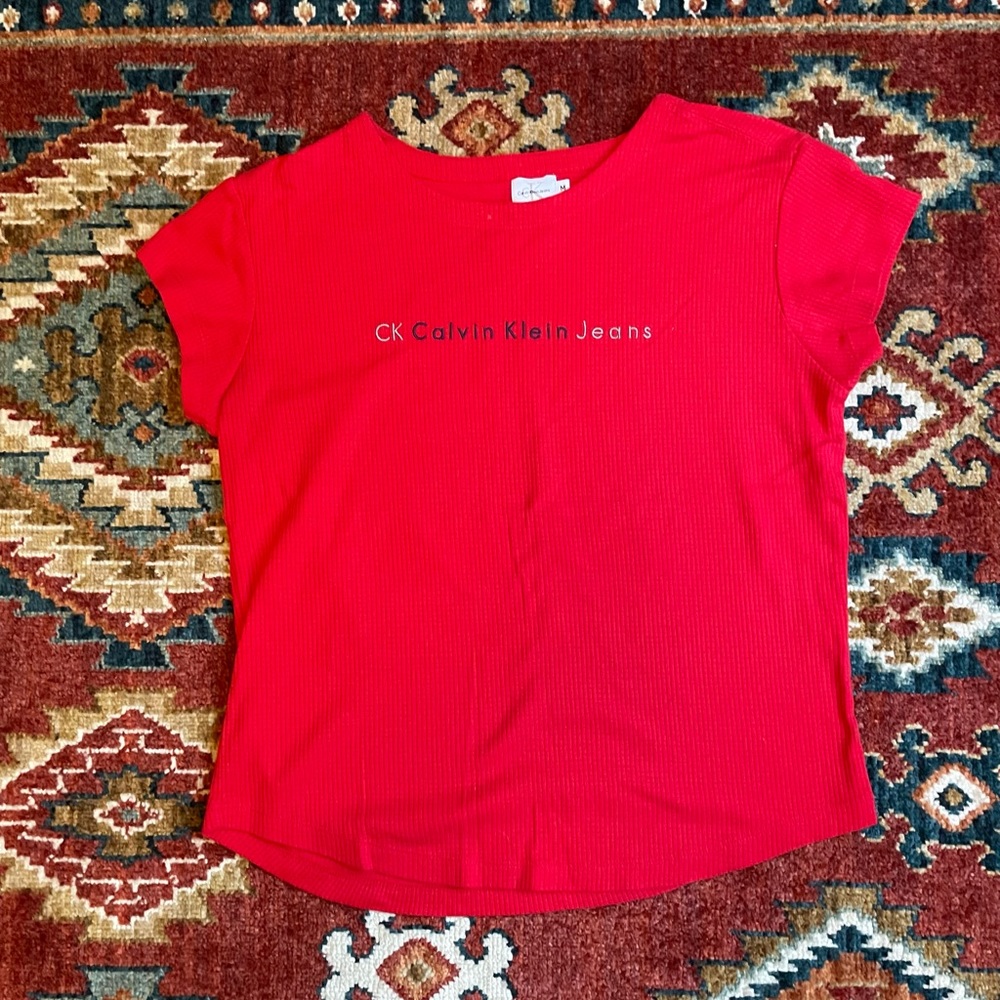 Calvin Klein 90s tee